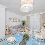 - Marina Banus, Puerto Banus, 2br Location, Pool & Parking Marbella