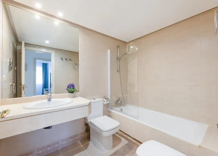 Apartmán - Marina Banus, Puerto Banus, 2br Location, Pool & Parking Marbella