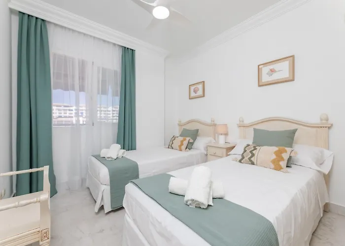 - Marina Banus, Puerto Banus, 2br Location, Pool & Parking