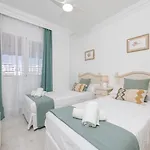 - Marina Banus, Puerto Banus, 2br Location, Pool & Parking